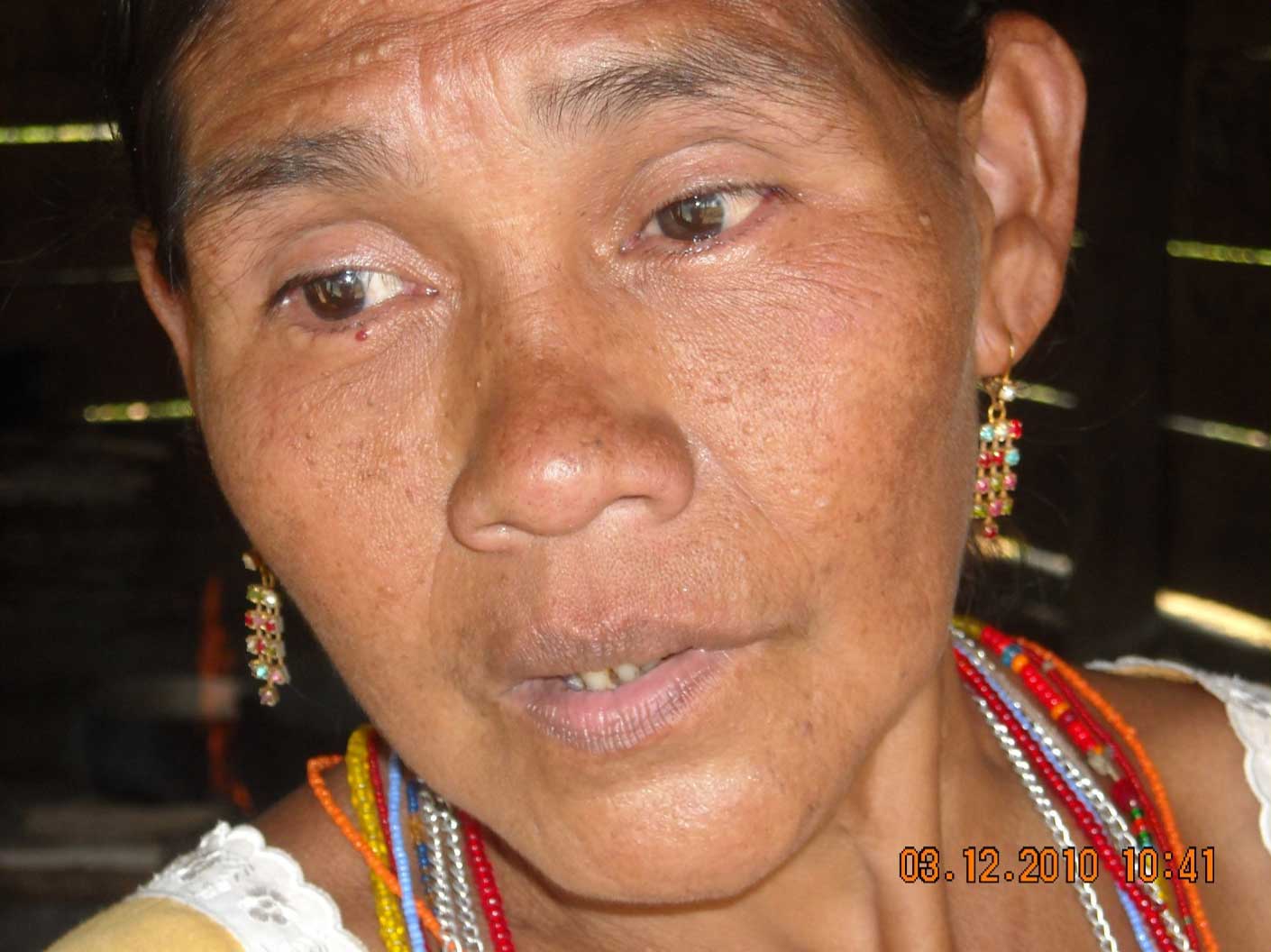 A Guatemalan midwife